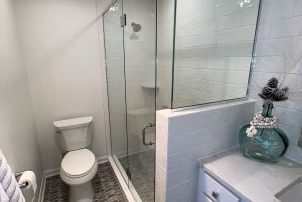 Bathroom remodeling, Slinger, west bend, cedarburg, shower installation